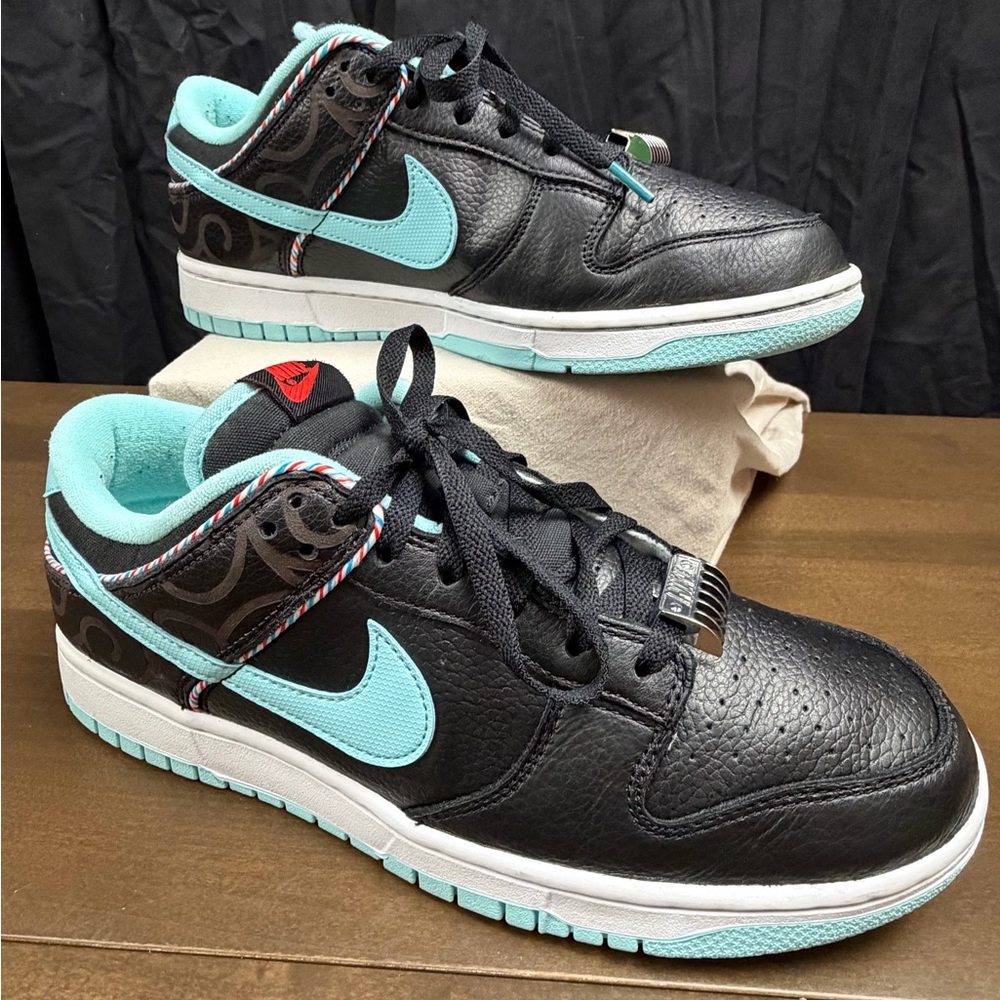 Nike SB Dunk Low Barbershop Teal and Black Sneakers Size 10.5 Worn